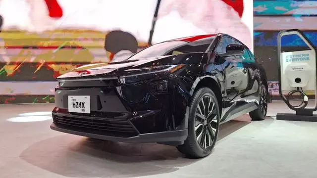 Produksi Lokal Mobil Listrik Toyota bZ4X Dimulai