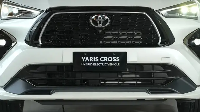 Toyota Yaris Cross SE HEV Resmi Meluncur