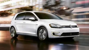 Peluncuran VW Golf Listrik Mundur