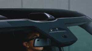 Rivian Menggebrak dengan Kecanggihan Sensor di Mobil Listrik